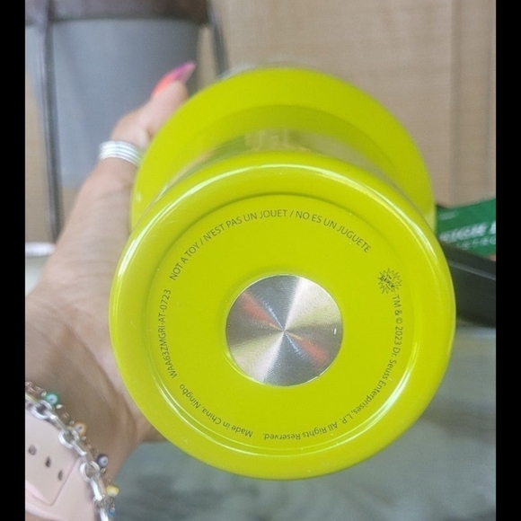 Set of 2 Grinch Stainless steel tumbler with straw - Picture 4 of 10